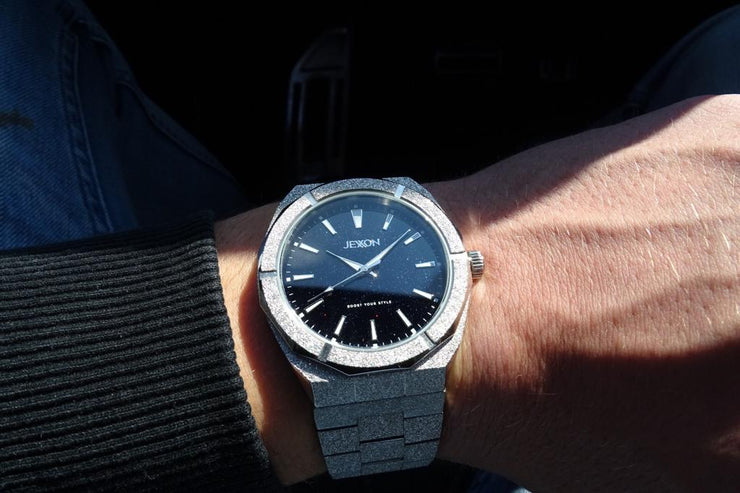 Silver Frozen Universe